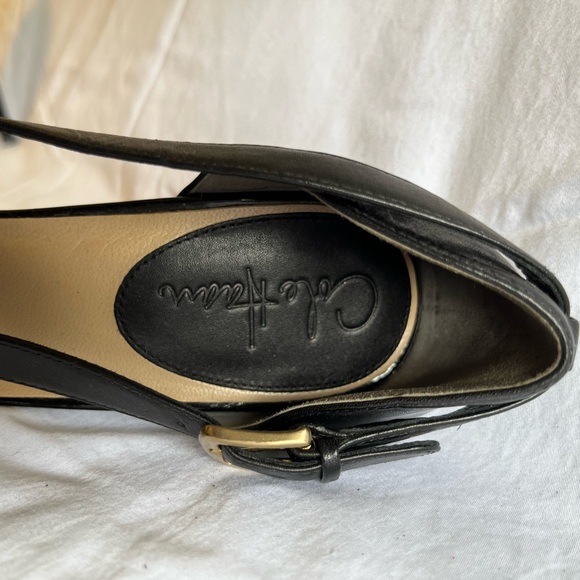 👠🌺EUC Cole Haan Heels… gorgeous - Picture 7 of 14